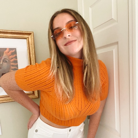 Meet your Posher, Mia - Picture 1 of 1